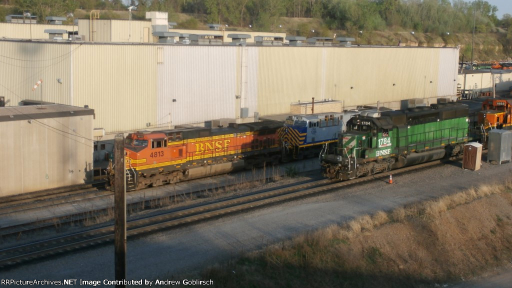 CREX 1206, BNSF 4813, 1988 & BN 1784